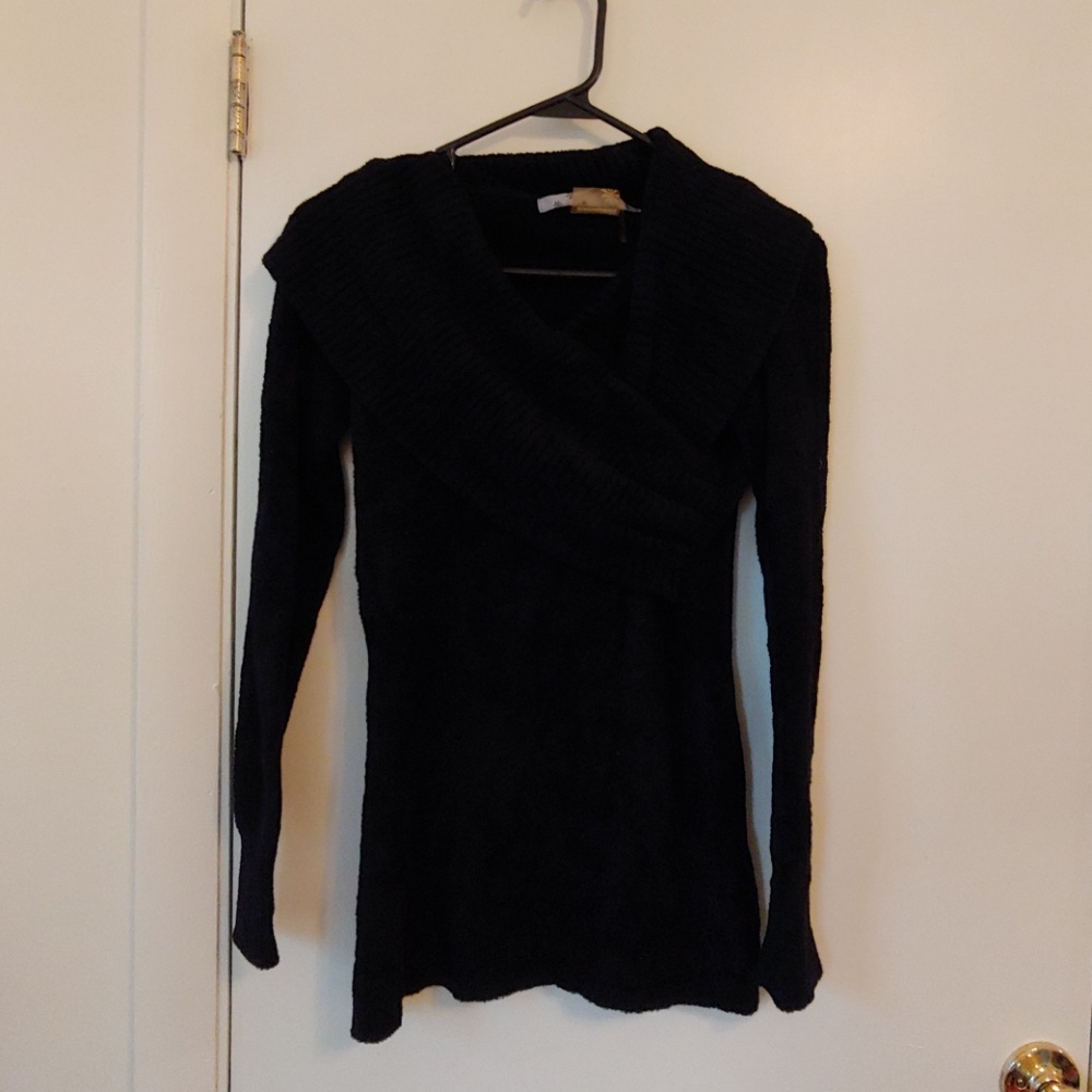 💕 3 for 15! Warm drape-y sweater